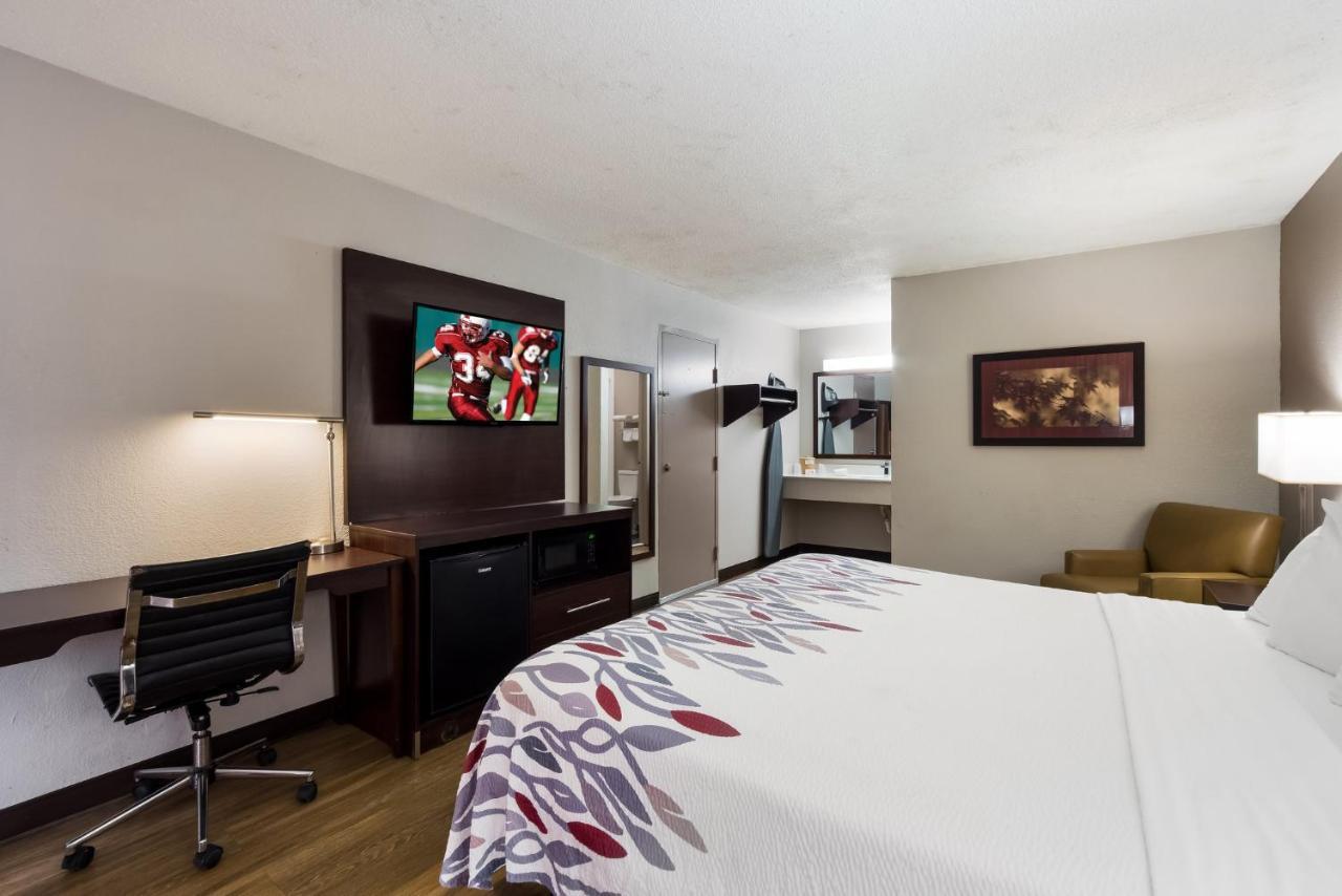 Red Roof Inn Columbia, Sc Airport Bagian luar foto